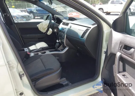 2010 Ford Focus Se z USA, uszkodzony, nr VIN 1FAHP3FN9AW205002